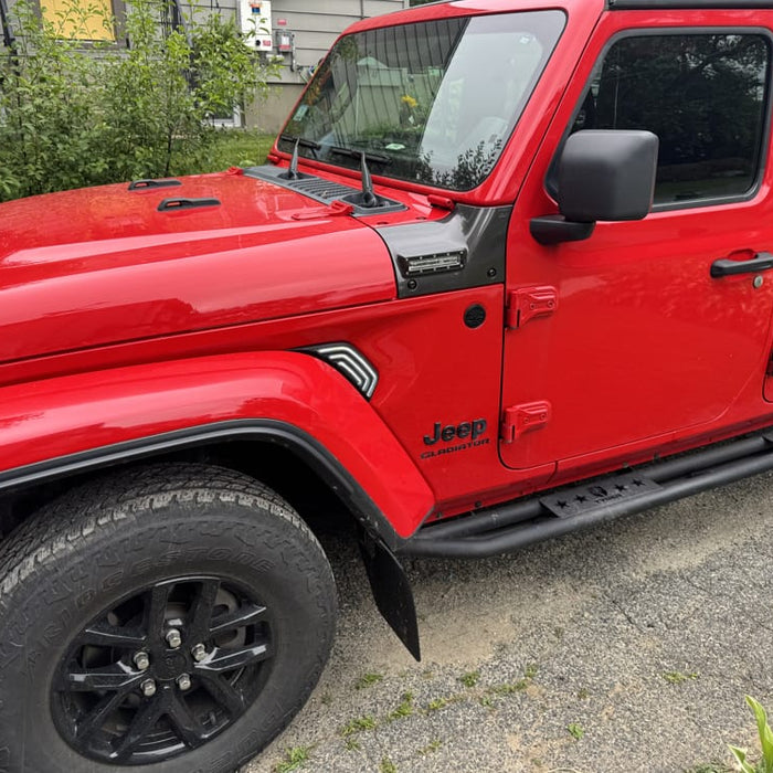 2021 Jeep Gladiator sport  Installed Smoked Lens White/Amber Sequential Blink LED Fender Flare Lights