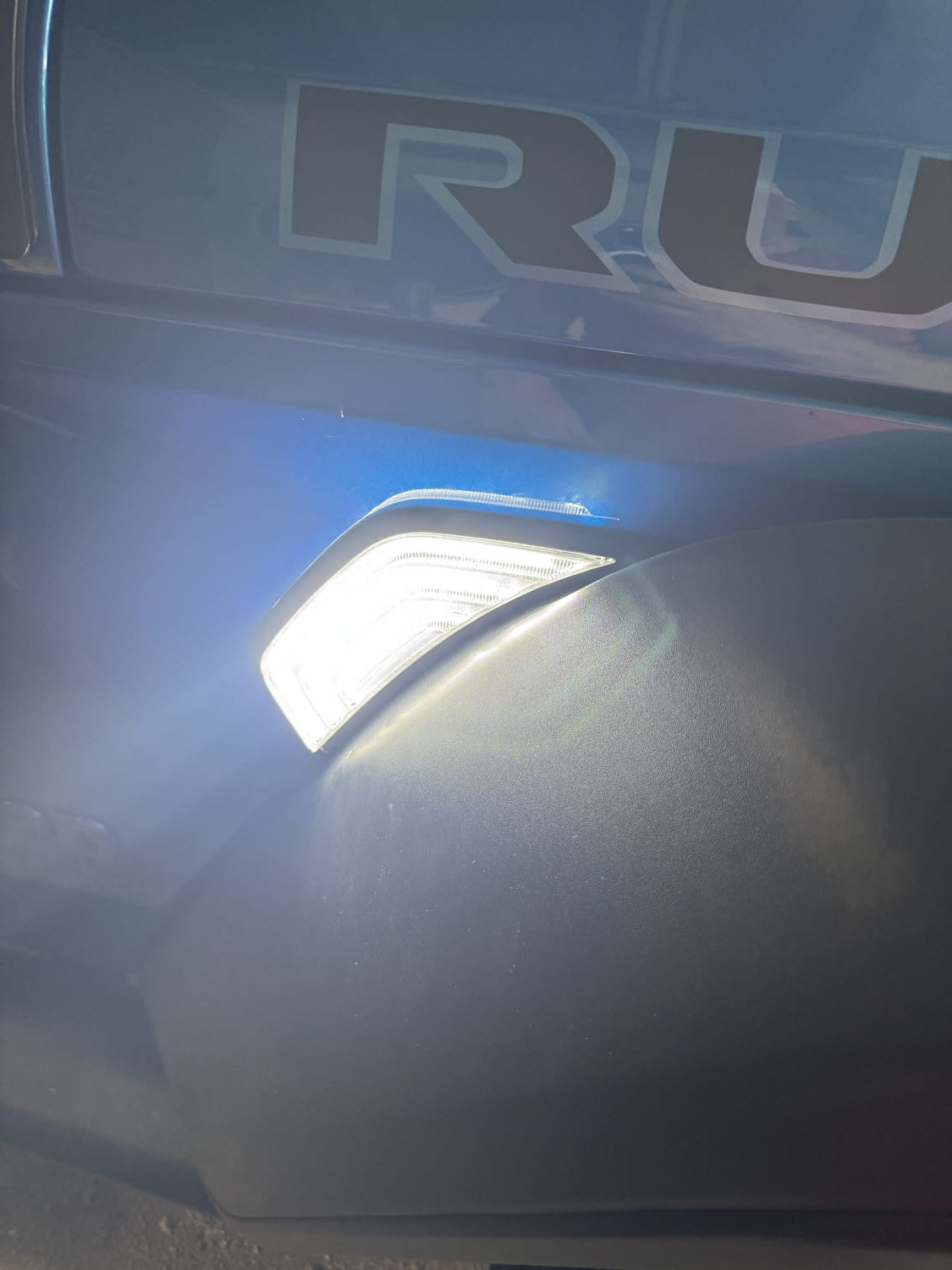 2021 Jeep Wrangler 4xe  Installed Smoked Lens White/Amber Sequential Blink LED Fender Flare Lights