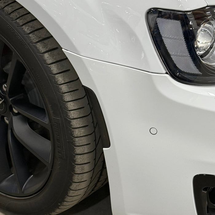 2023 Chrysler 300C Installed Smoked Lens Amber/Red Full LED Side Marker Light Kit