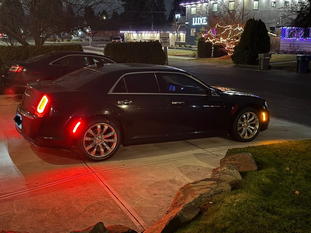 2015 Chrysler 300C Installed Smoked Lens Amber/Red Full LED Side Marker Light Kit