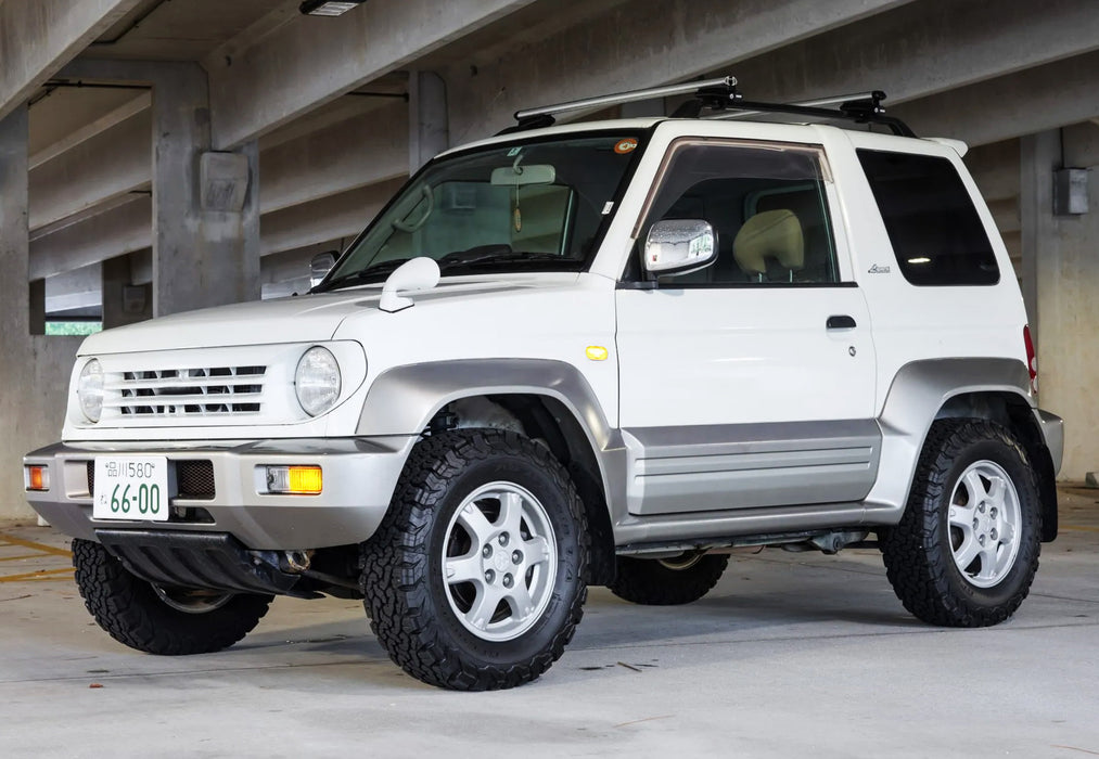 Smoke Lens Amber LED Fende Side Markers For JDM Pajero 2d, Australia Triton L200