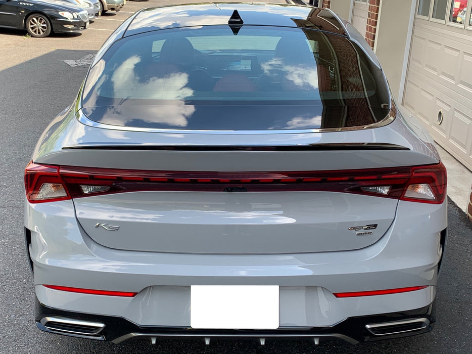 LH RH OE-Spec Red Rear Bumper Reflector Lens Replacements For Kia 2021-2024 K5