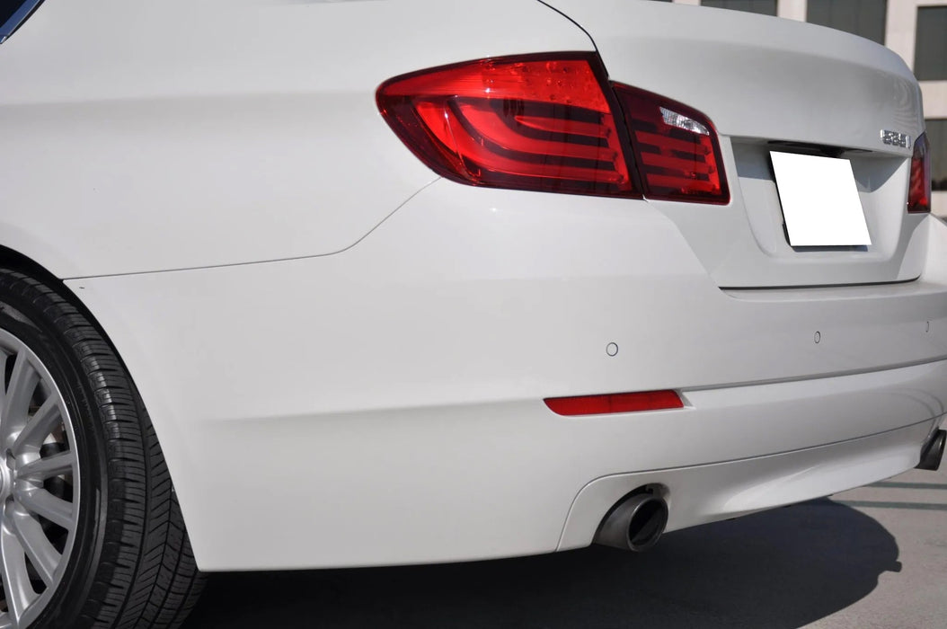 OE-Spec Red Rear Bumper Reflectors For BMW 2010-2013 F10 528i 535i 550i Standard
