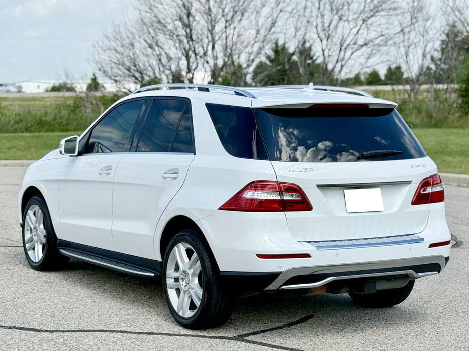 OE-Spec LH RH Red Lens Rear Bumper Reflector For Mercedes 2012-15 W166 ML-Class