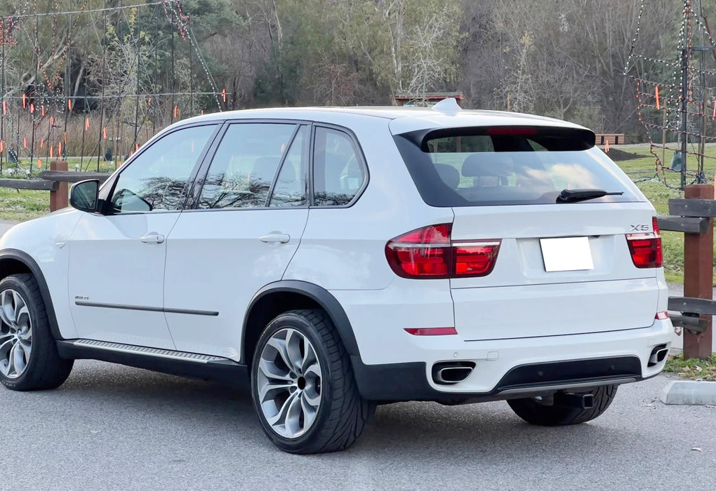 OE-Spec LH RH Red Lens Rear Bumper Reflector Replacement For BMW 2011-13 X5 LCI