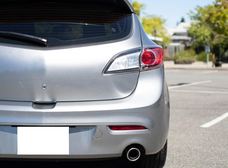 LH RH OE-Spec Red Rear Bumper Reflector Lens Replacements For 2010-13 Mazda 3