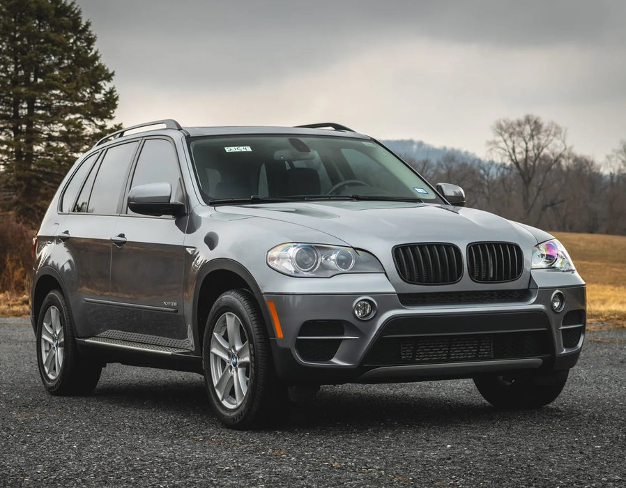OE-Spec Amber Lens Front Bumper Side Markers For 2011-2013 BMW E70 X5 LCI Model