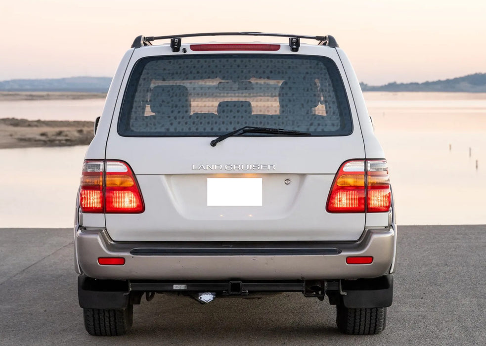 OE-Spec Red Rear Bumper Reflectors For 1998-07 Toyota Land Cruiser, Lexus LX470