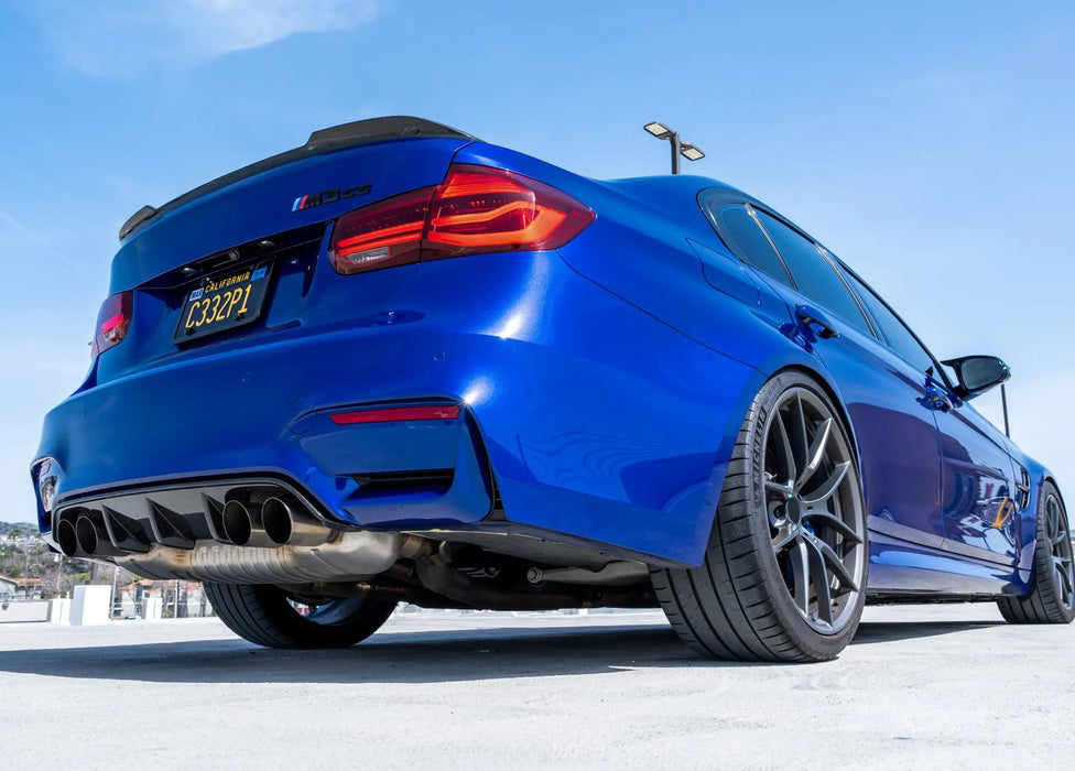 Dark Red Lens Rear Bumper Reflector Replacement Lamps For BMW F80 M3, F82/F83 M4