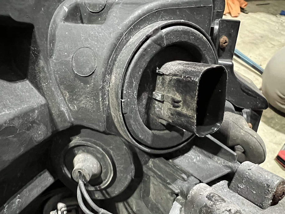 Headlamp Repair Conversion Connector w/ 12" Wiring For  Cadillac 2013-2019 ATS