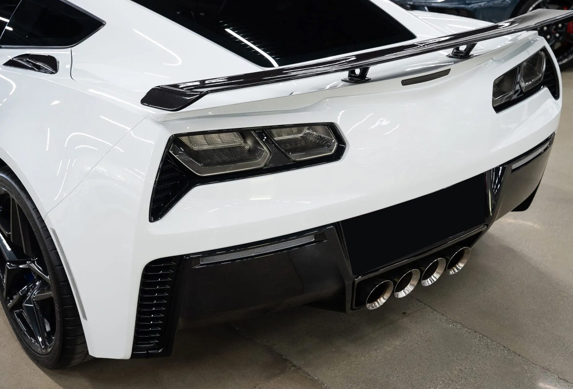 Clear Lens w/ Black Inside Rear Bumper Reflectors For Chevy C7 Corvett ...