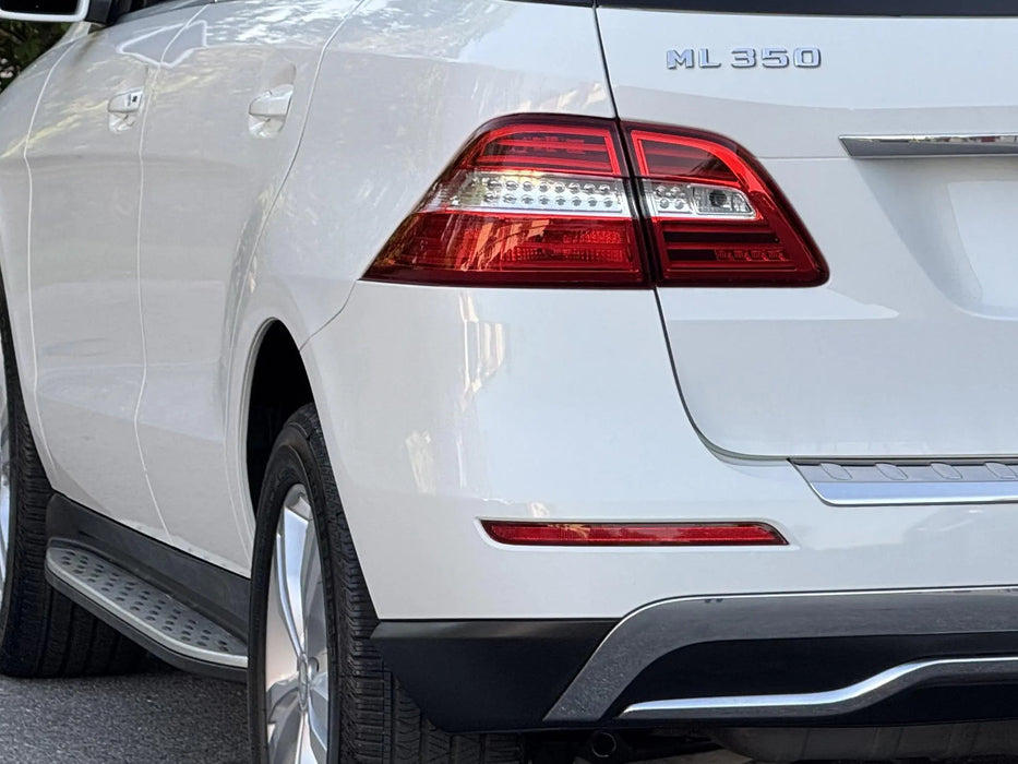 OE-Spec LH RH Red Lens Rear Bumper Reflector For Mercedes 2012-15 W166 ML-Class