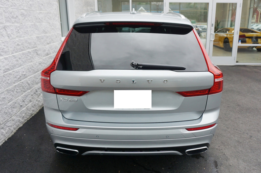 OE-Spec Driver & Passenger Red Rear Bumper Reflector Lenses For Volvo 2018+ XC60