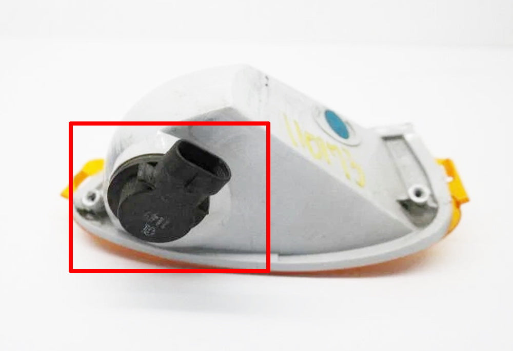 3157 Bumper Parking Turn Signal Bulb Socket w/ Wiring For Buick 2000-05 LeSabre