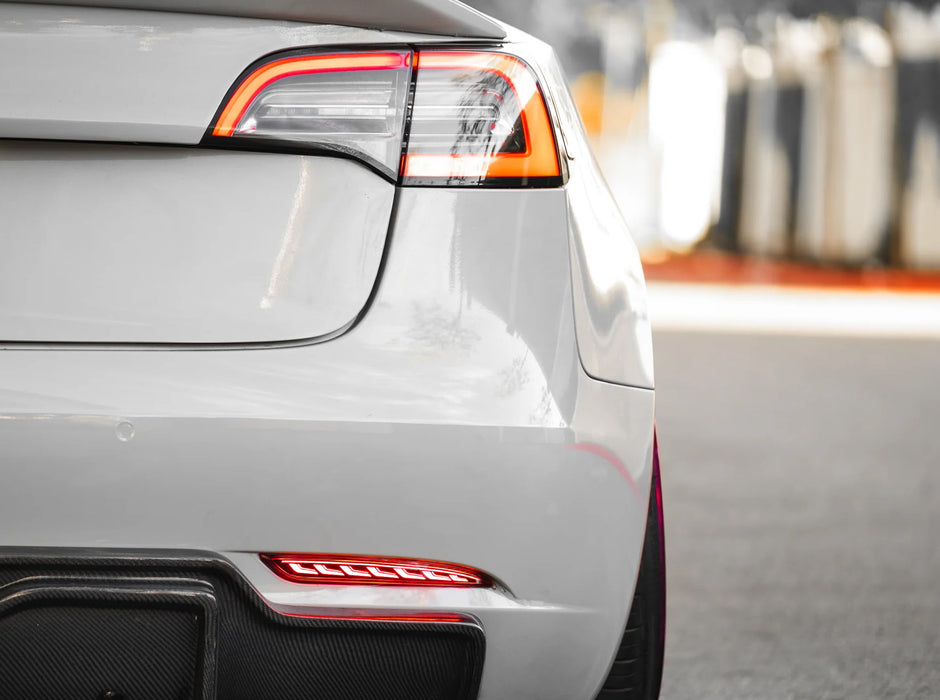 Full LED Bumper Reflector Brake/Sequential Signal Light For 17-23 Tesla Model 3