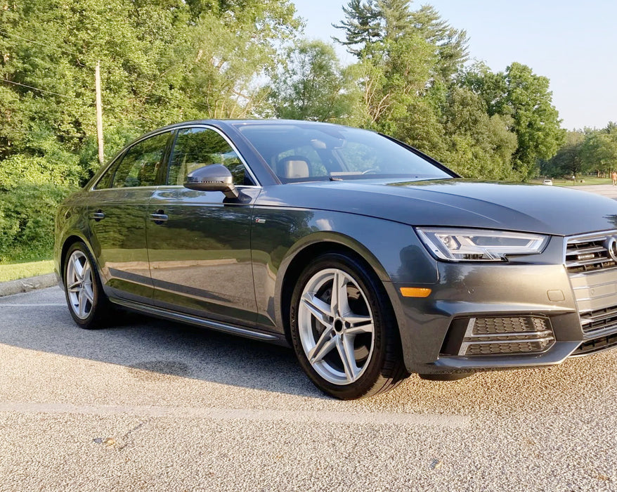 USMD Spec Amber Front Bumper Side Marker Lens Replacement For Audi 2017-18 A4 SS