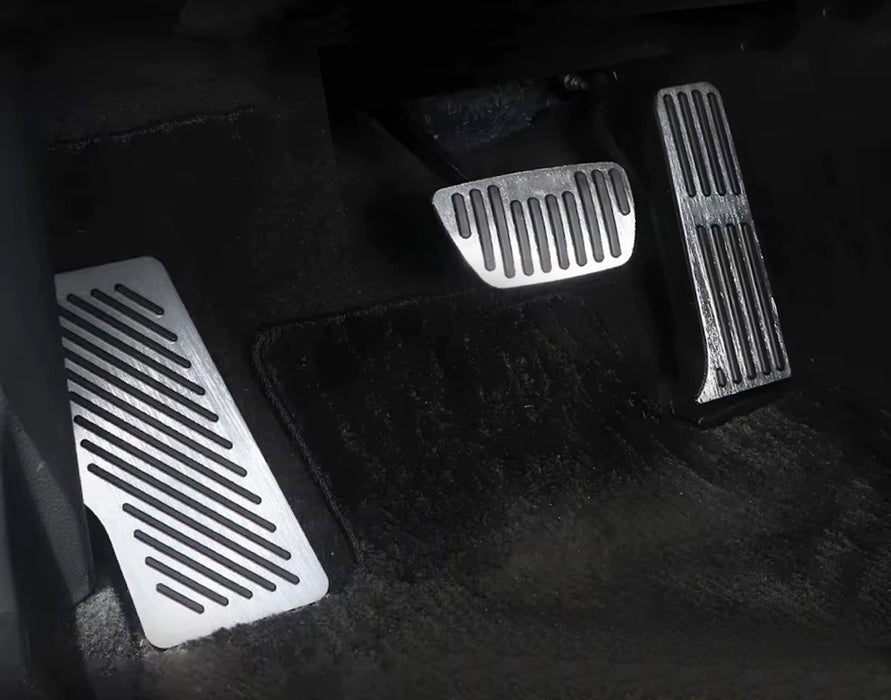 Racing Design Silver Rest Dead Pedal Cover For Toyota 18-up Camry, 19-22 Avalon