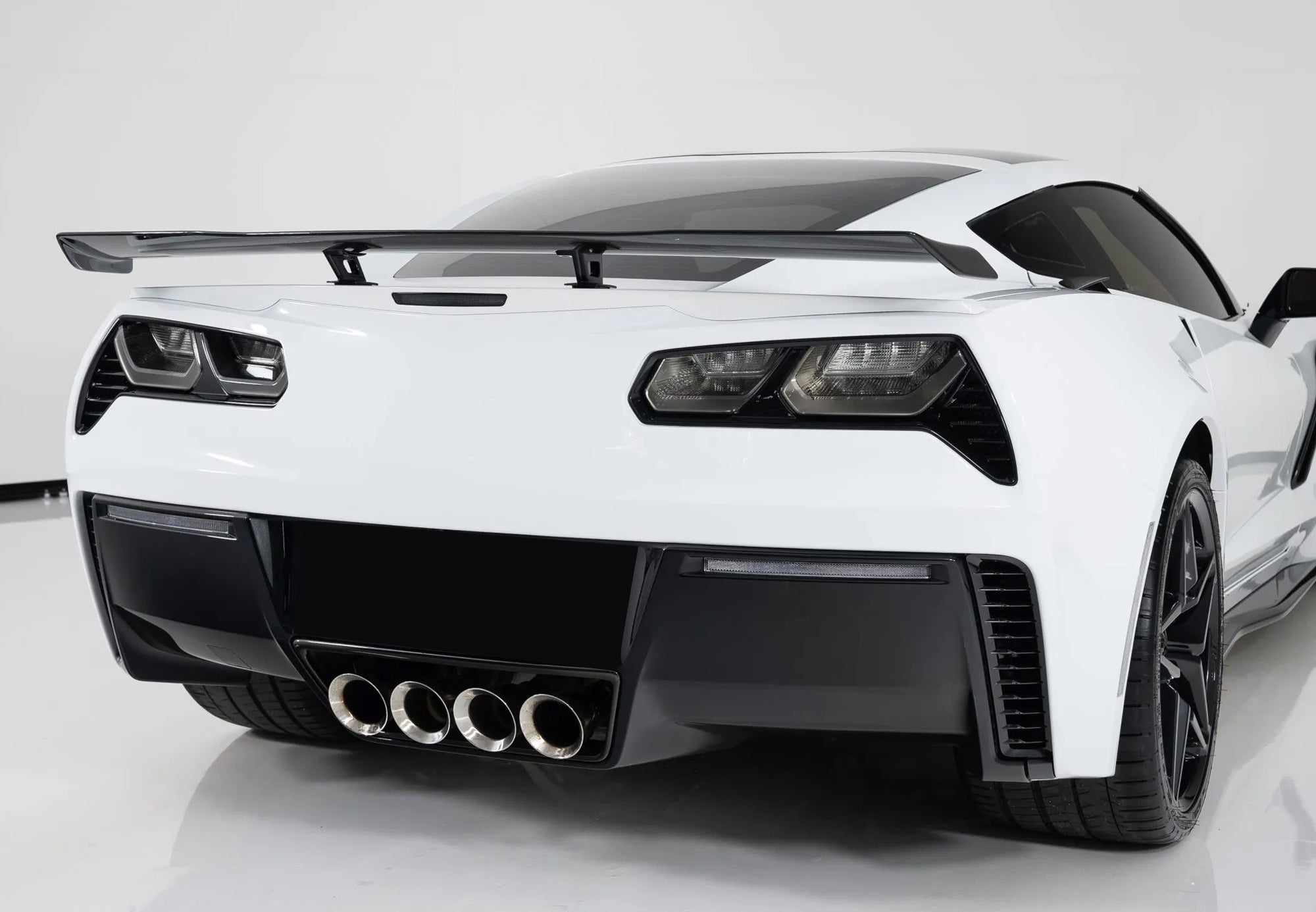 Clear Lens w/ Black Inside Rear Bumper Reflectors For Chevy C7 Corvett ...