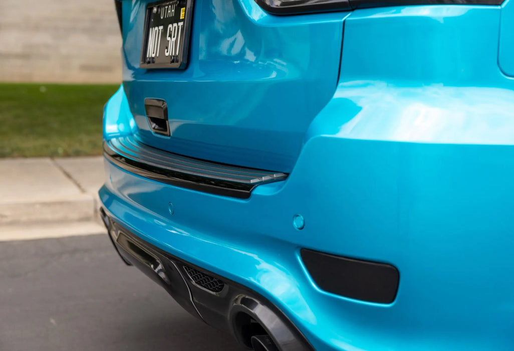 Black-Out Lens Rear Bumper Reflectors For 11-20 Jeep Grand Cherokee WK2, Compass