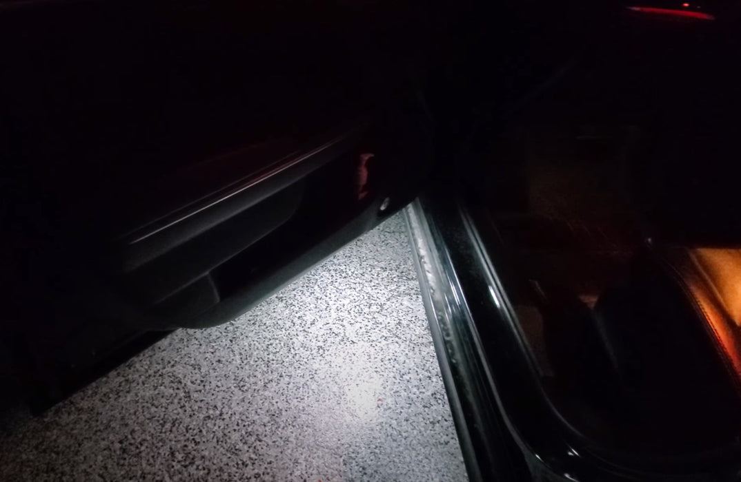 White Full LED Door Footwell Lights For  Dodge Charger Challenger Chrysler 300..