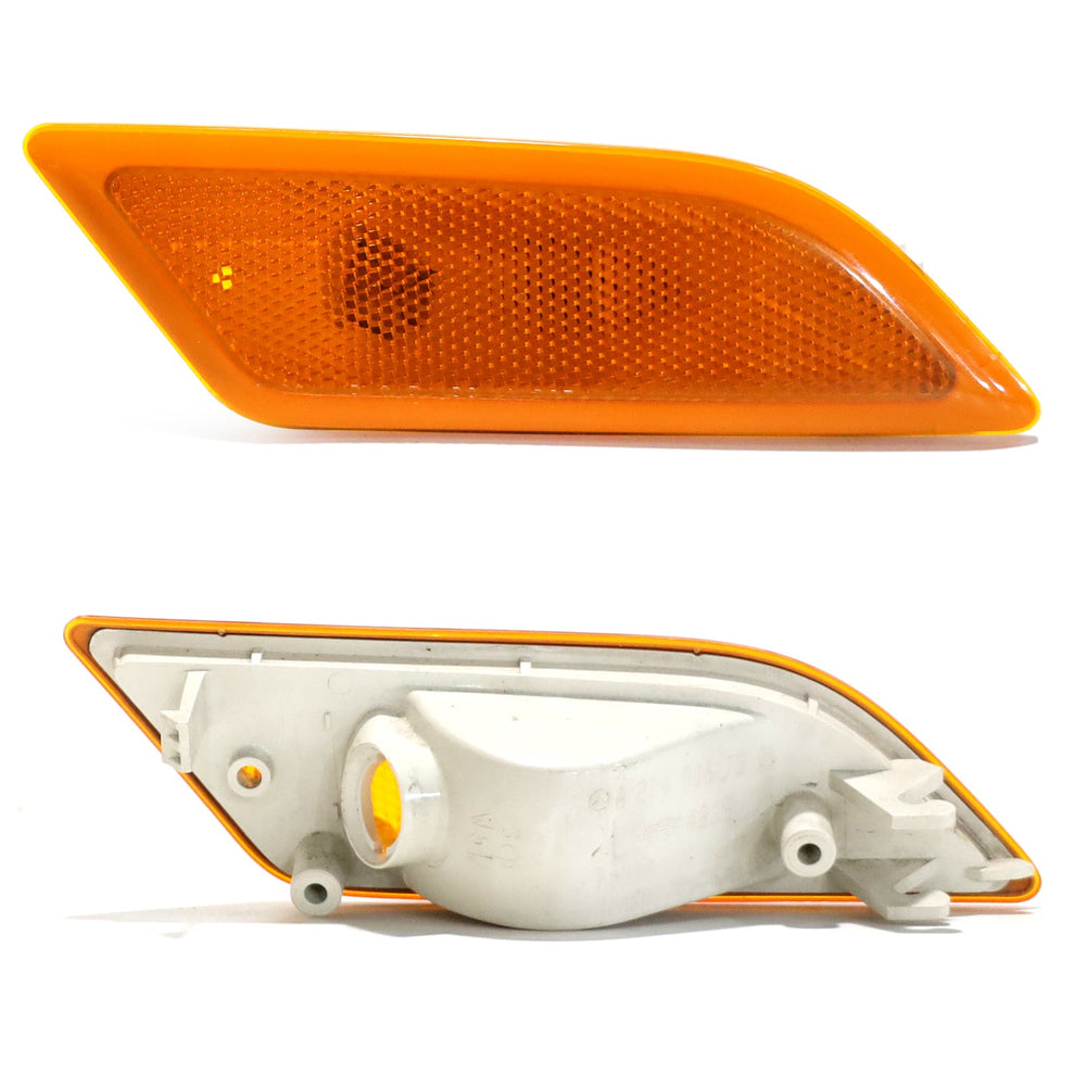 Pair Used OEM Side Marker Lights  For 2012-14 Mercedes LCI W204 C250 C300 C350