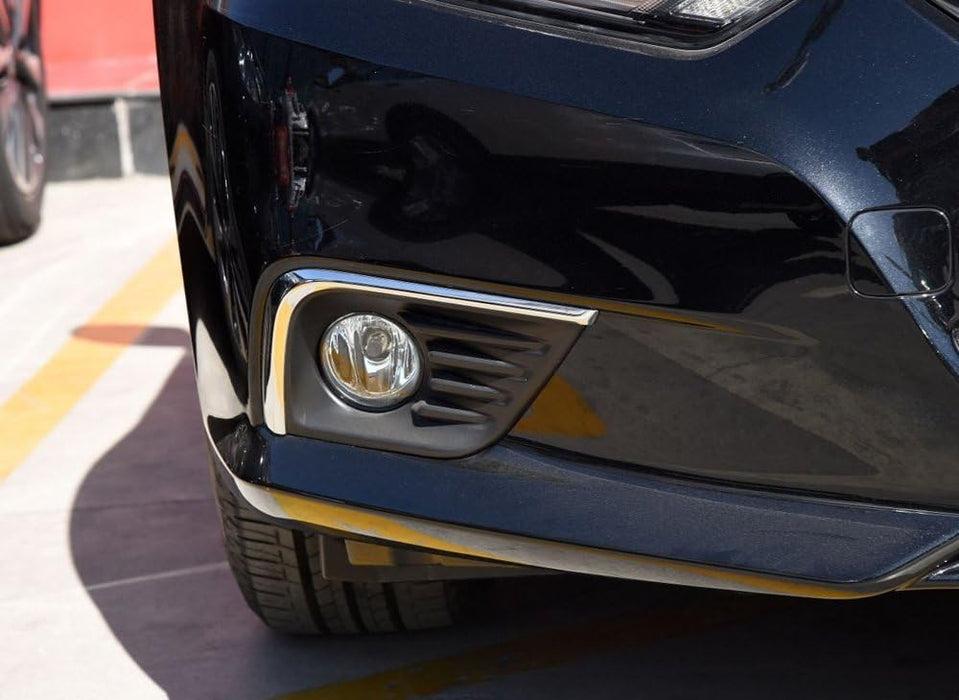 One Piece RH Passenger Side OE-Spec Fog Lamp Bezel Cover For 16-18 Nissan Altima