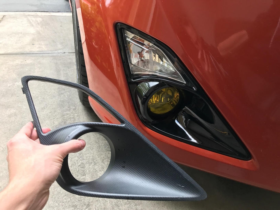 One Piece RH Passenger Side OE-Spec Fog Lamp Bezel Cover For 2013-2016 Scion FRS