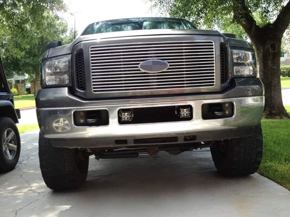 Pair Of LED Fog Lights For 2005-2007 Ford F-250/F-350 Super Duty – Black Housing, Clear Lens