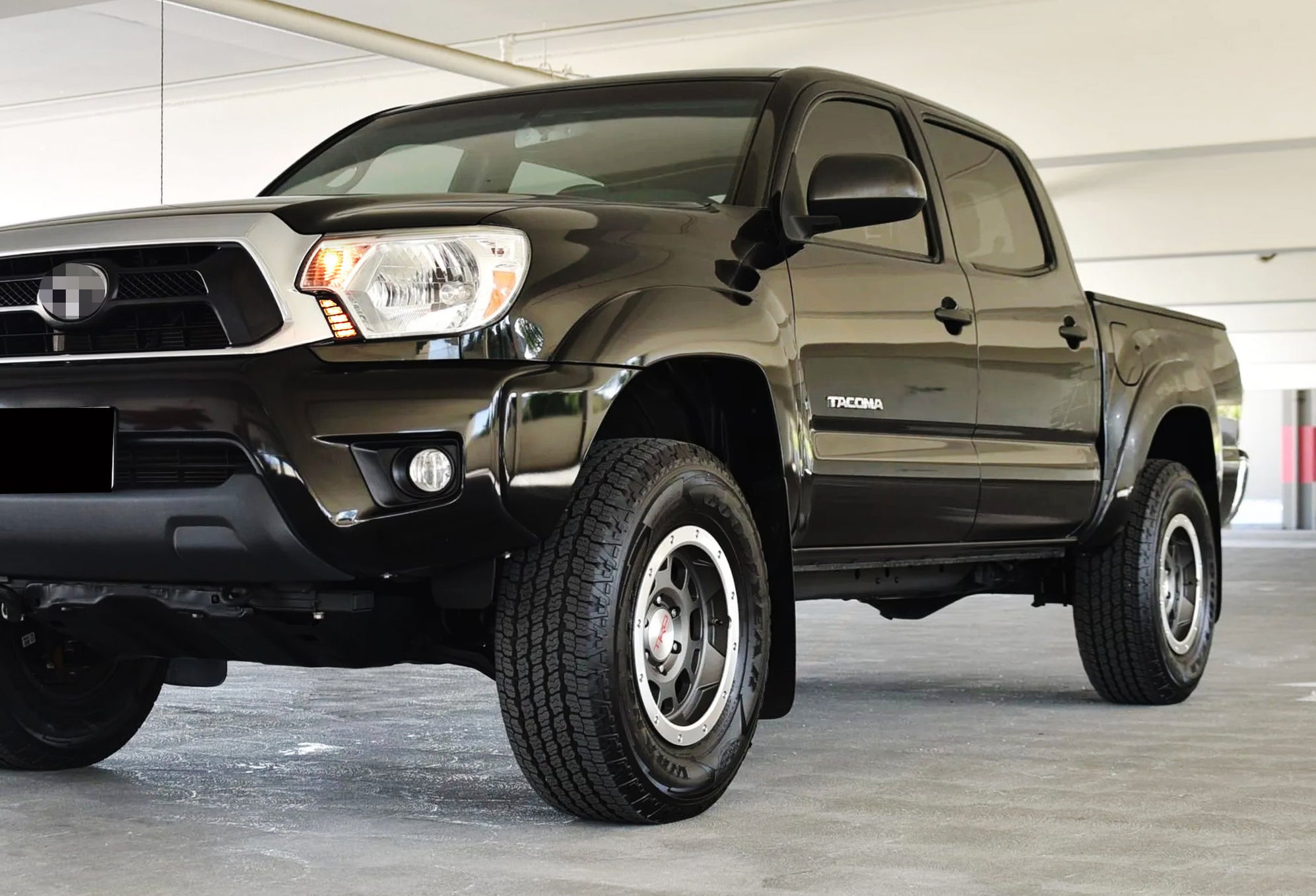 IJDMTOY Switchback LED DRL Kit Below Headlamp For 2016-23 Toyota Tacoma – White/Amber Sequential