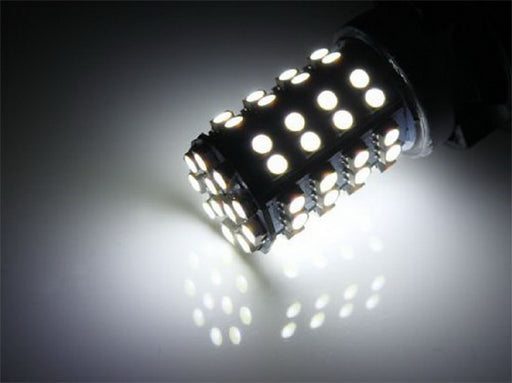 60-SMD 7443 Switchback LED Bulbs (60-SMD White 60-SMD Amber) Free Load Resistors