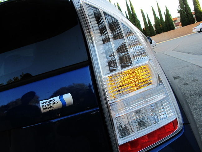 8-Pin LED Flasher Relay Fix For Lexus Toyota Scion LED Turn Signal Light Bulbs