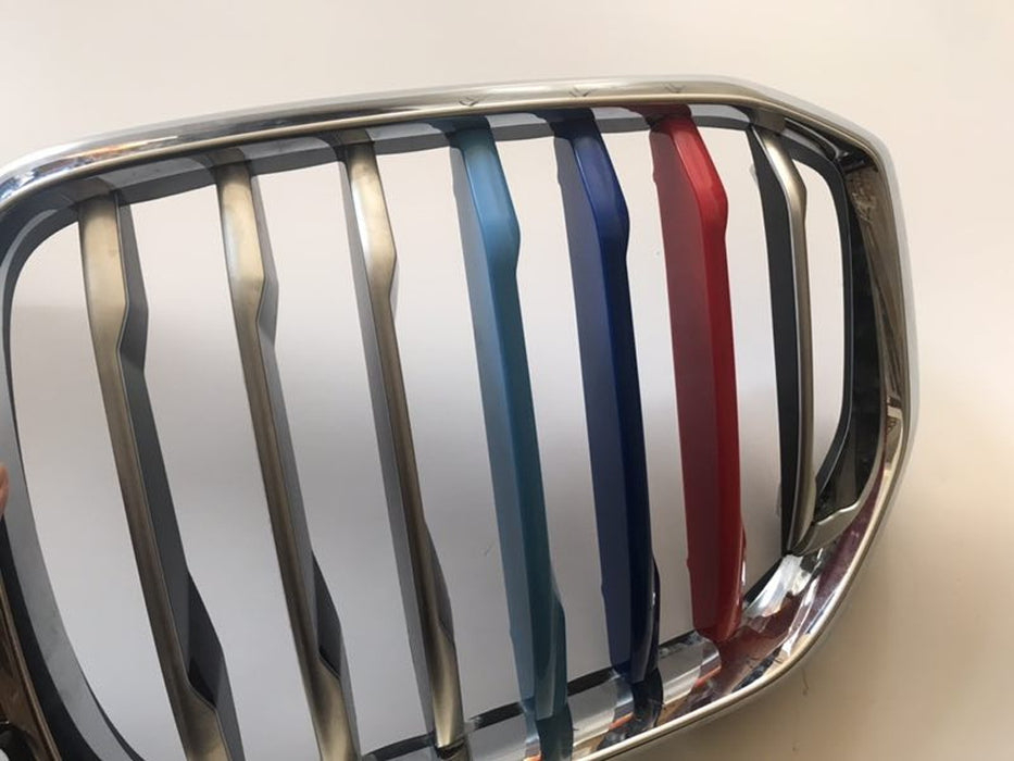 ///M-Color Grille Insert Trims For 2019-up BMW G05 X5 w/ 7 Beam Kidney Grill