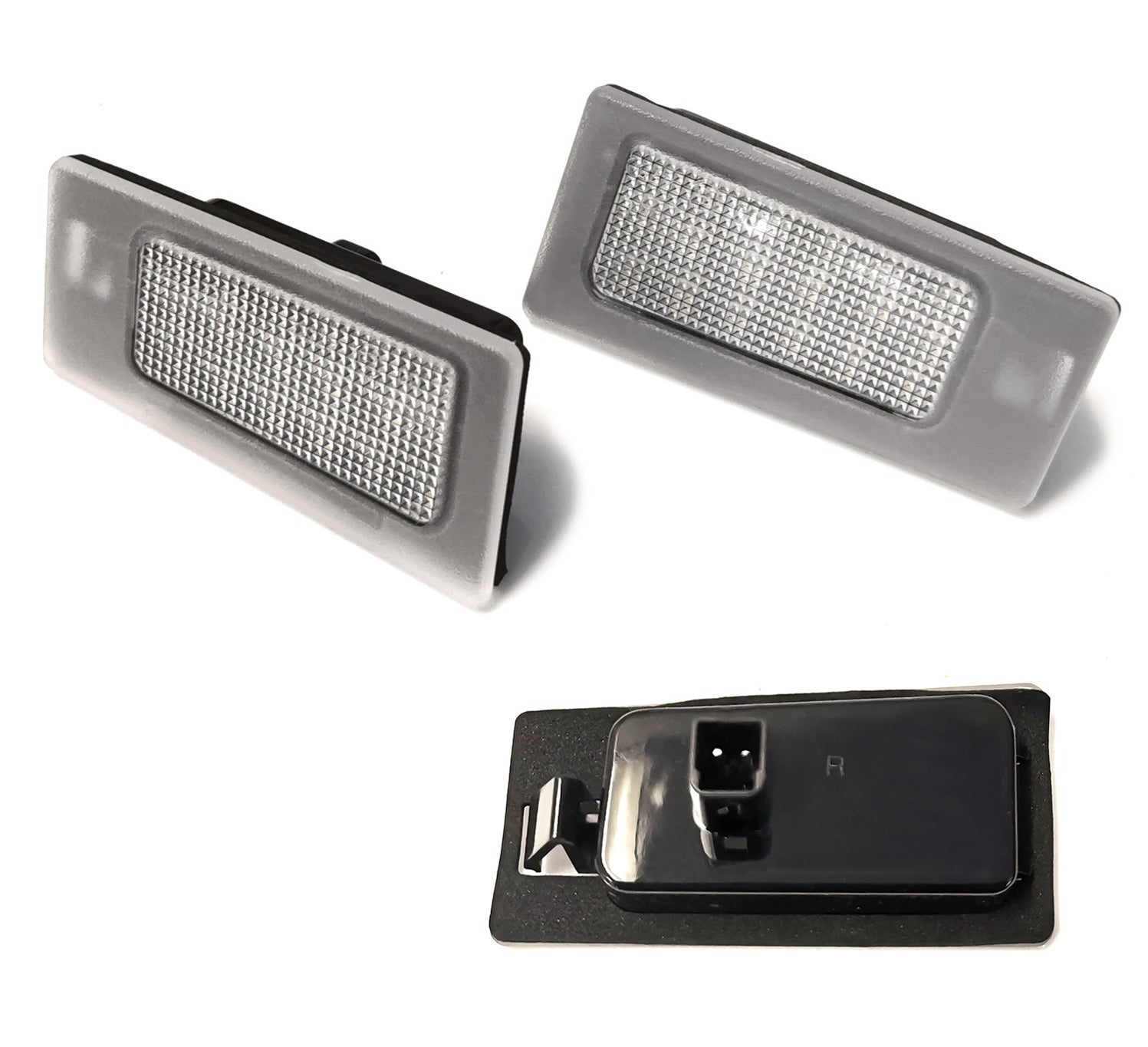 18-SMD White LED License Plate Lights For Toyota Land Cruiser, LX, GX - OEM Replacement