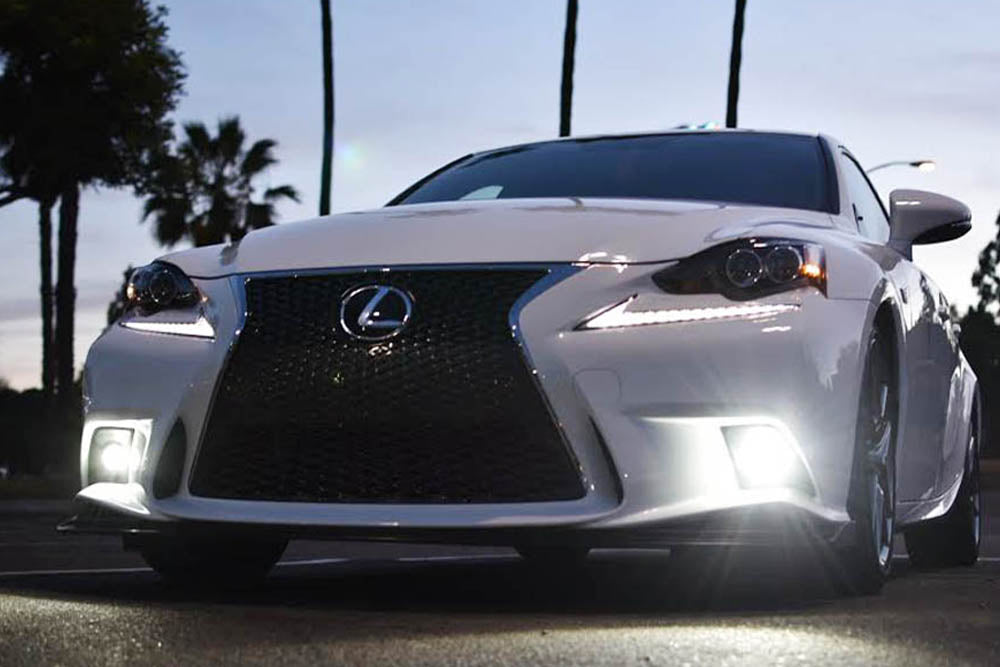 Direct Fit JDM 15W Projector White LED Fog Light Kit For 14-16 Lexus I ...