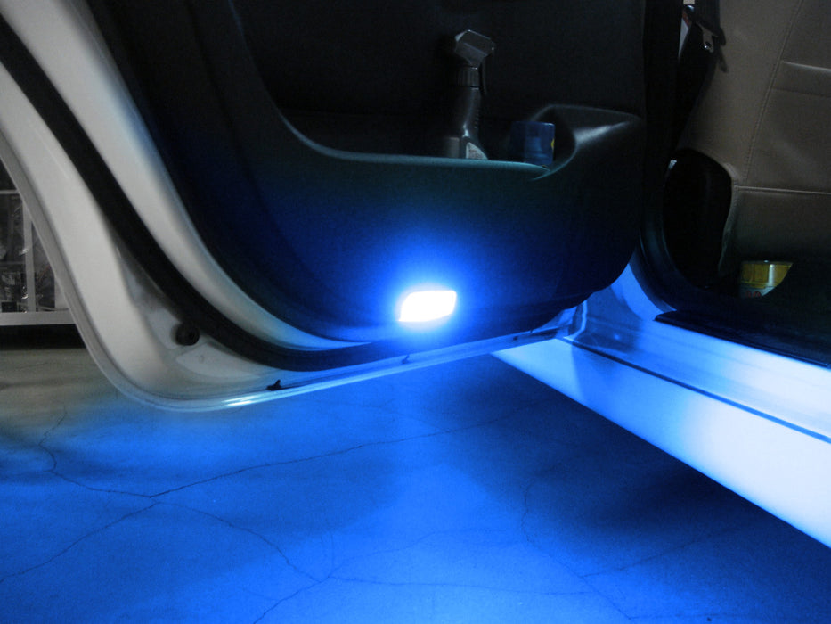 IJDMTOY Blue 18-SMD LED Courtesy Light Kit – Footwell, Door, & Trunk Lighting For Land Rover