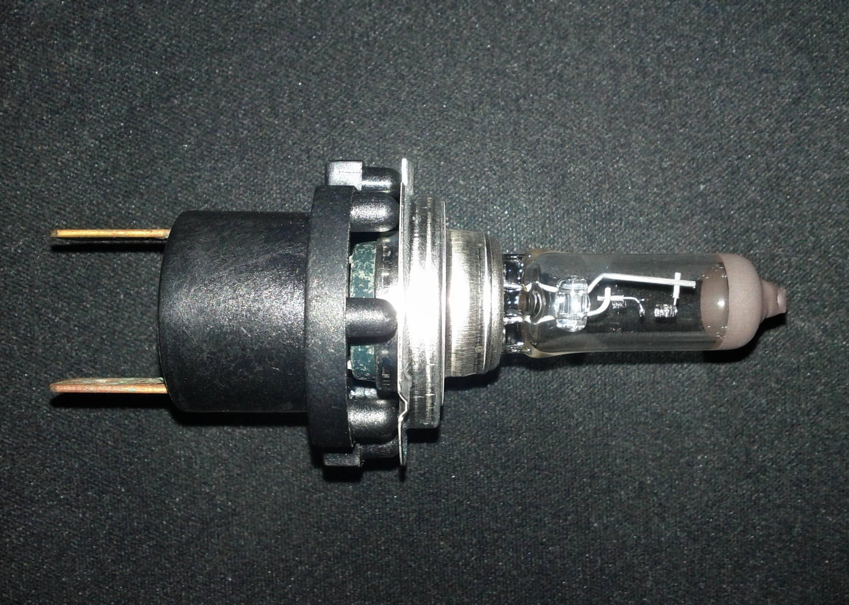 645540 H7 Headlight Bulb Socket Retainer Holder Adapters For Mazda 3 —