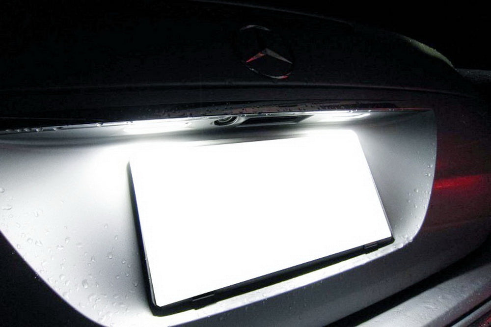 White CAN-bus LED License Plate Lights For Mercedes GL ML GLK GLA GLC GLE Class