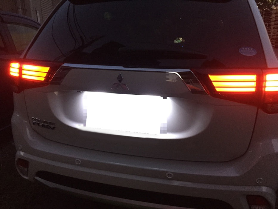 Luce targa MITSUBISHI Outlander III Van (GF, GG) Hybrid Luce targa MITSUBISHI Outlander III Van (GF, GG) Hybrid
