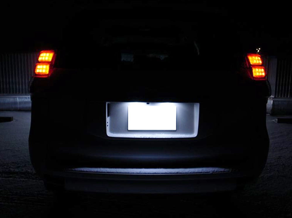 18-SMD White LED License Plate Lights For Toyota Land Cruiser, LX, GX - OEM Replacement